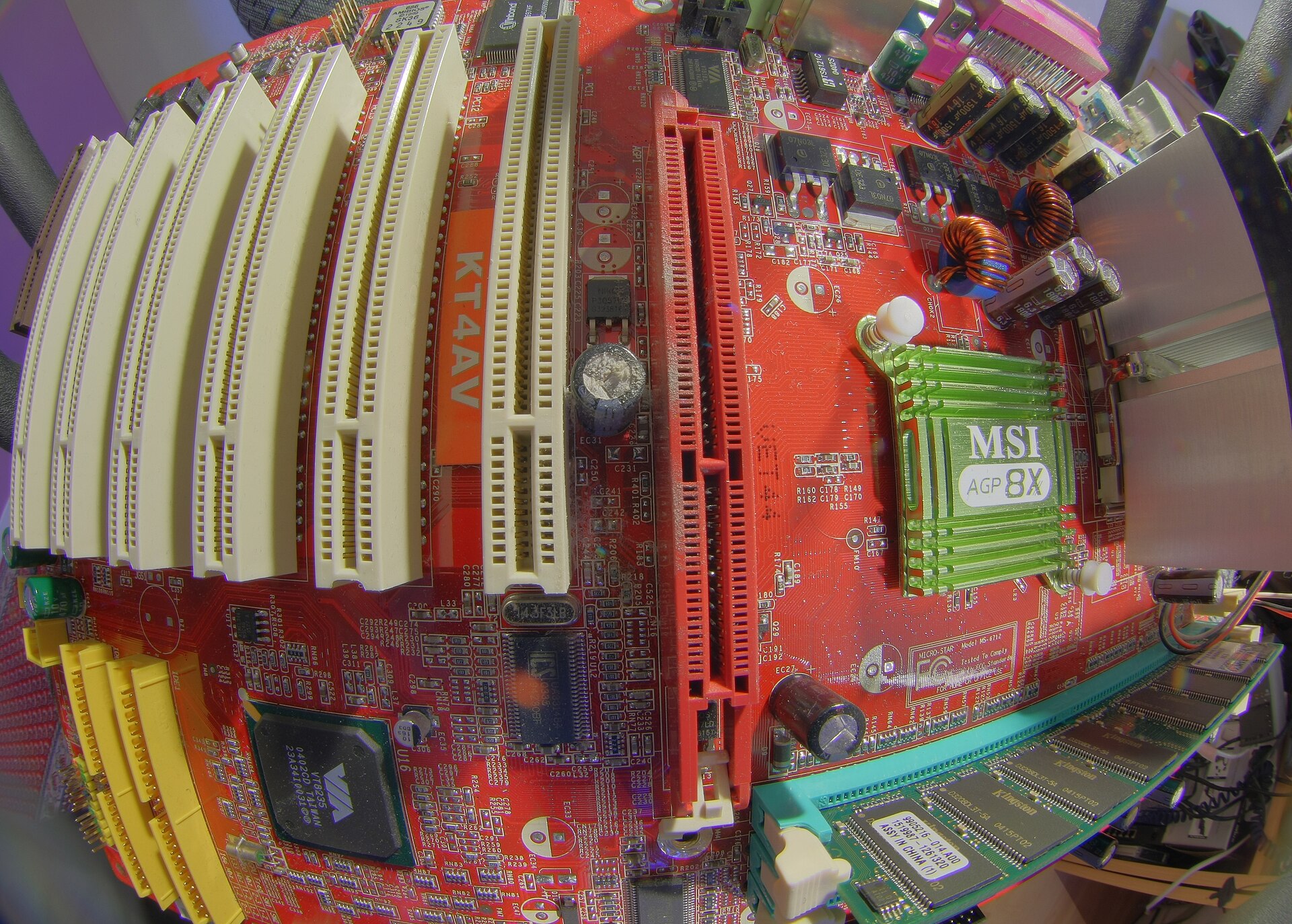 Circuit board — bengt-re, CC BY 2.0, via Wikimedia Commons